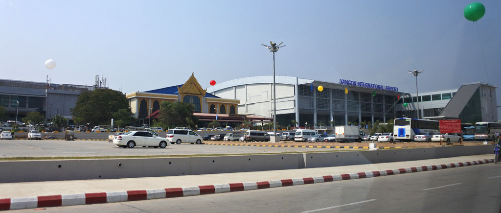 ヤンゴン空港3