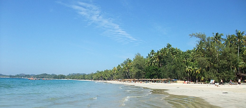 ガパリビーチ（Ngapali Beach）