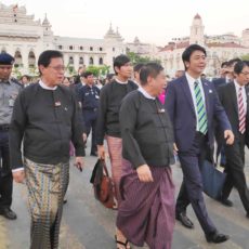 ヤンゴン市と福岡市の姉妹都市提携3周年のお祝い